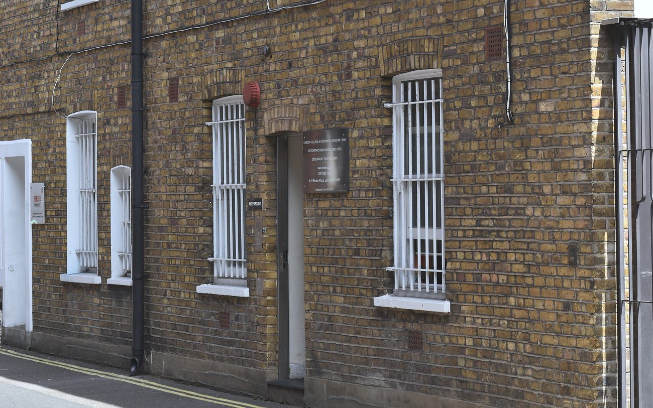 Verteo clinic building at 8-10 Boston Place, Marylebone, London NW1